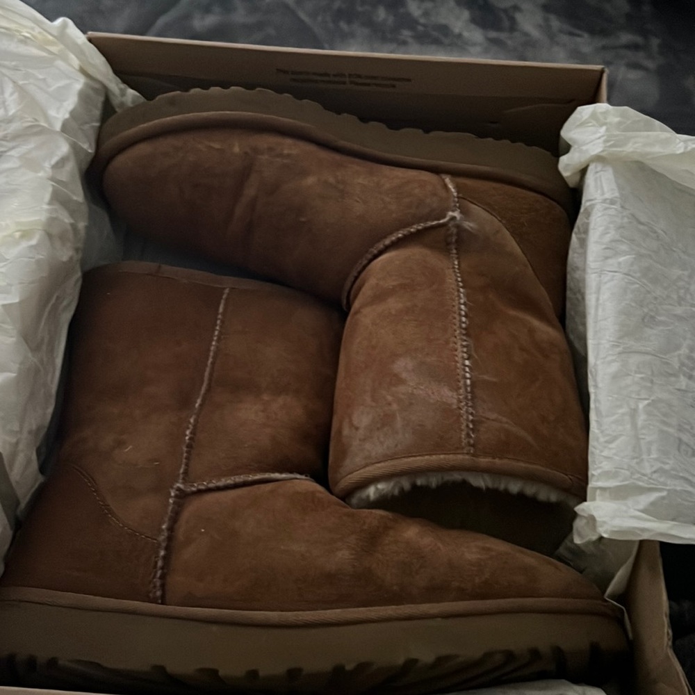 *CLOSET CLEAN OUT* throw a good price!!